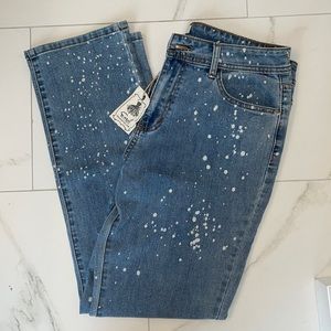 Easel Los Angeles Jeans, size large.